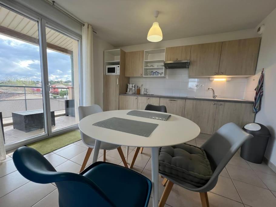 Le Parc, T3 Climatise, Parking * Carcasona